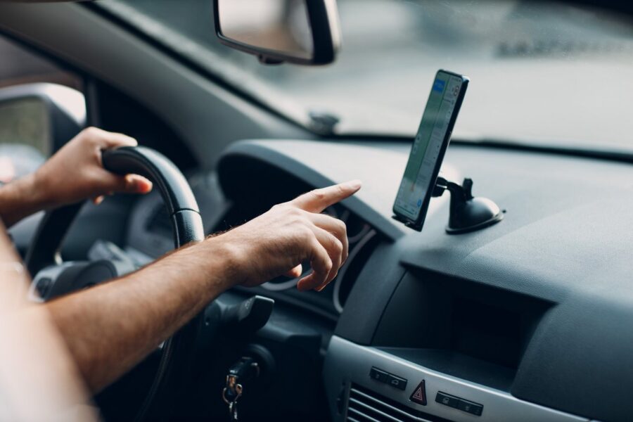 Les Applications Indispensables pour Maîtriser la Conduite : Simulateurs, Tests et Astuces Gratuits