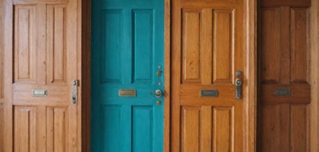 Portas de madeira: como escolher a melhor para sua casa